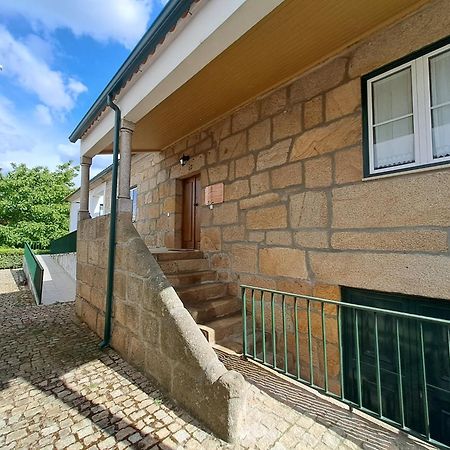Casa D Toninha - Casas De Campo - Turismo Espaco Rural - Al Sernancelhe Εξωτερικό φωτογραφία